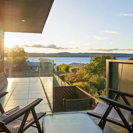 Taupo Escape - Rainbow Point Holiday Home Exterior photo
