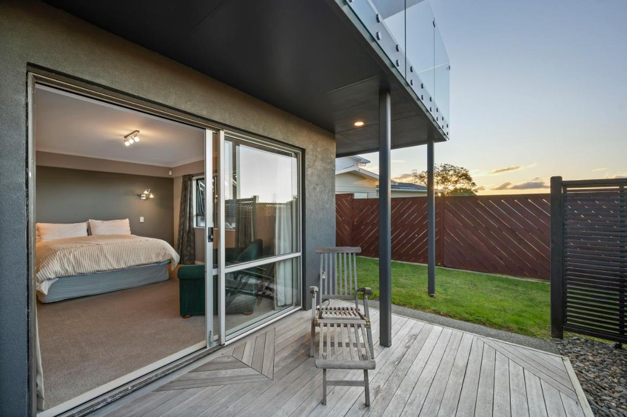 Taupo Escape - Rainbow Point Holiday Home Exterior photo