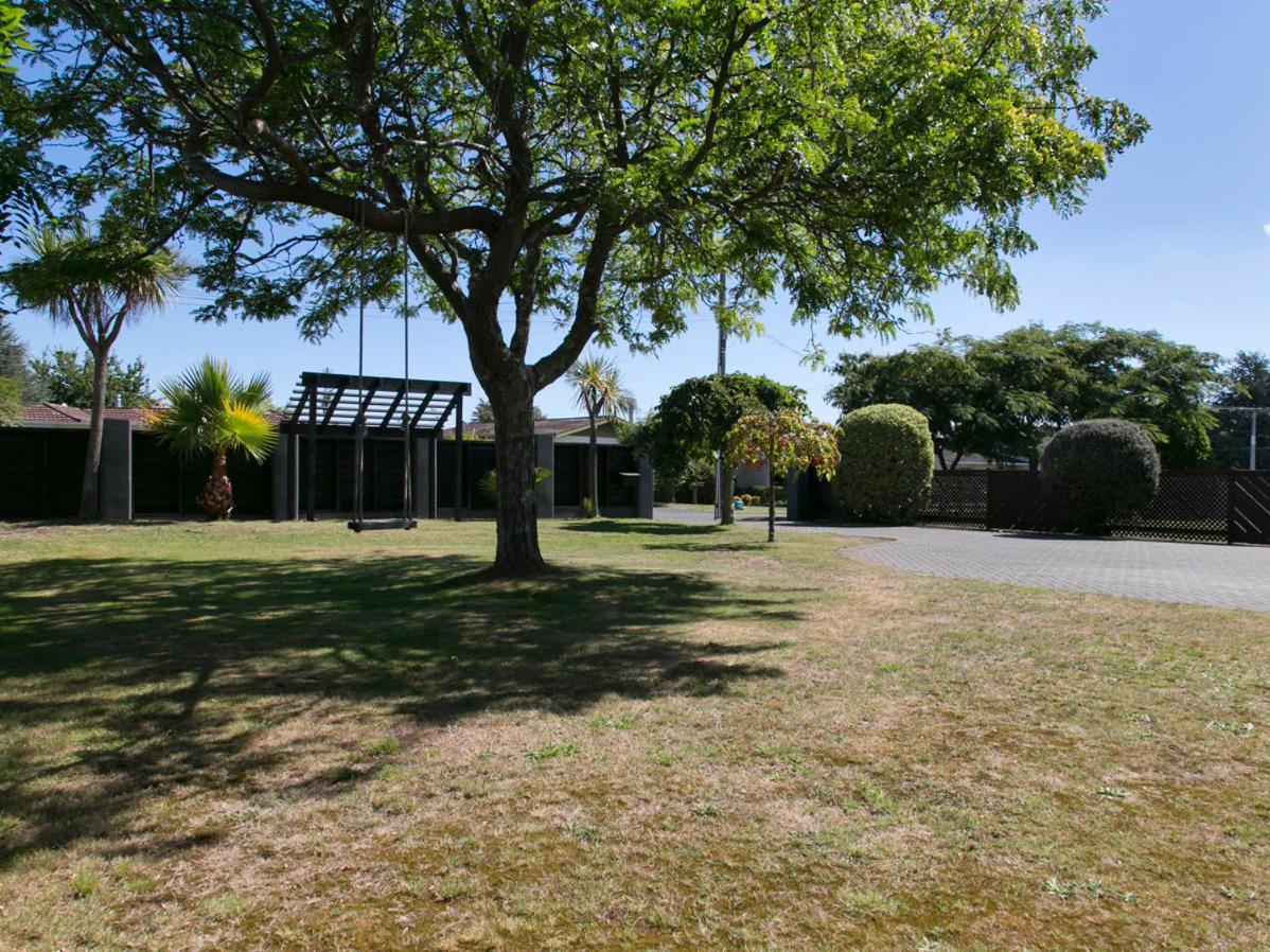 Taupo Escape - Rainbow Point Holiday Home Exterior photo